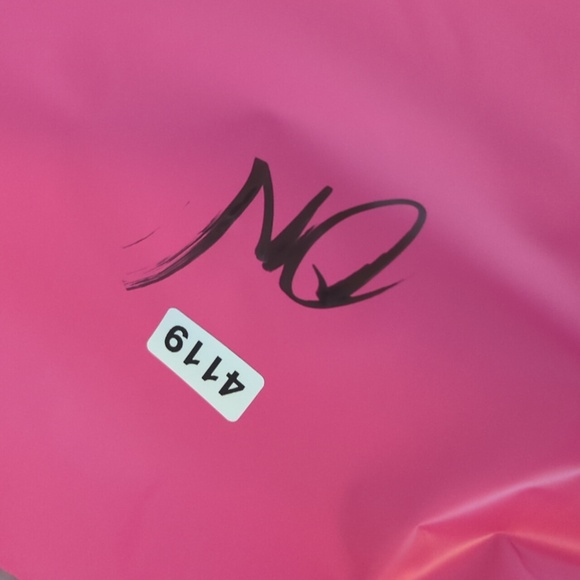 Nike Dri-Fit Women's Red Reflective Active Leggings Size S - Picture 6 of 6